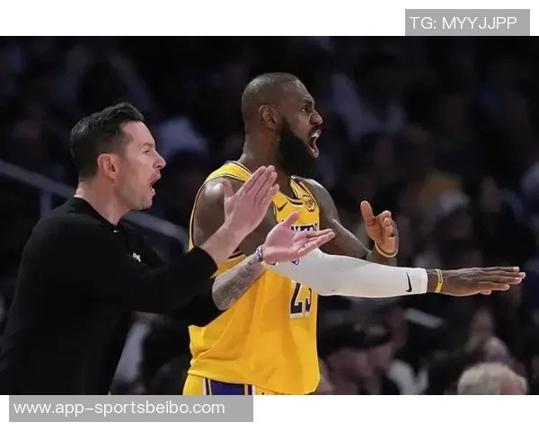 詹姆斯谈防守策略愿意放中距离两分太阳队表现出色投篮命中率高